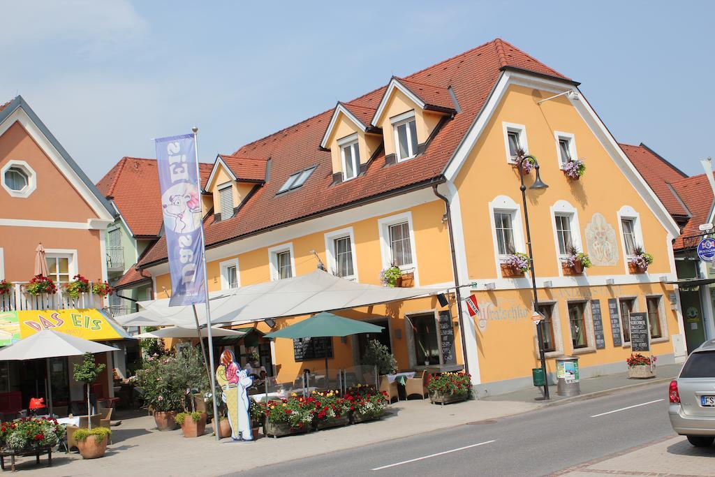 Hotel Am Marktplatz - Landgasthof Wratschko -